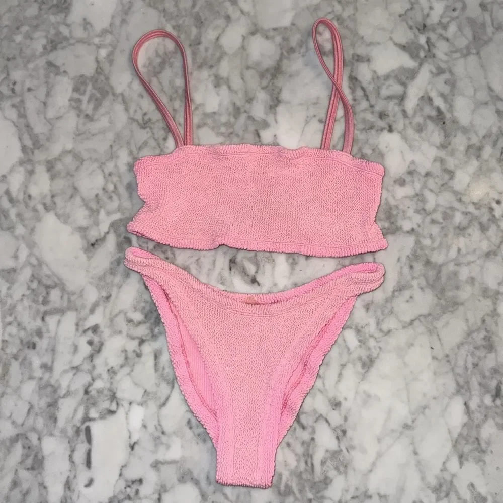 HUNZA G BUBBLEGUM PINK CRINKLE STRETCH GIGI BIKINI SET ONE SIZE FITS ALL
